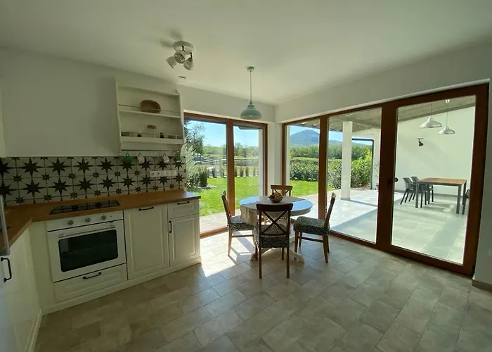 Nyaraló Tanúhegyek Káptalantóti